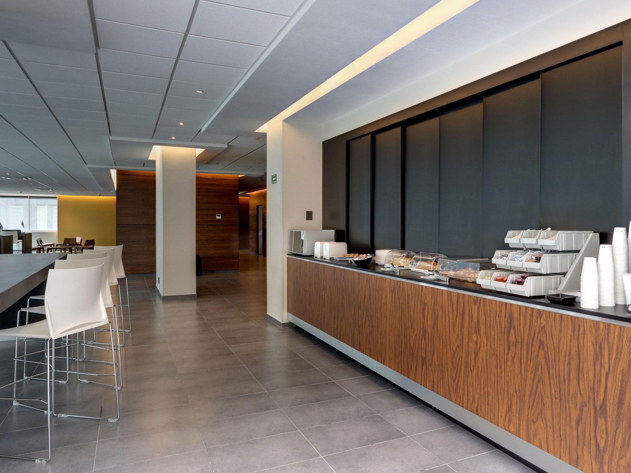 City Express Plus By Marriott Ciudad De Mexico Santa Fe Exterior foto